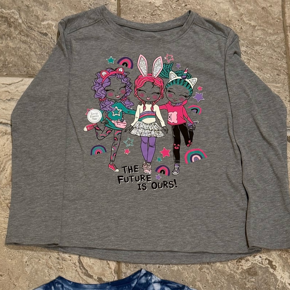 NWT Size 7 Garanimals Long Sleeve with Friends Graphic